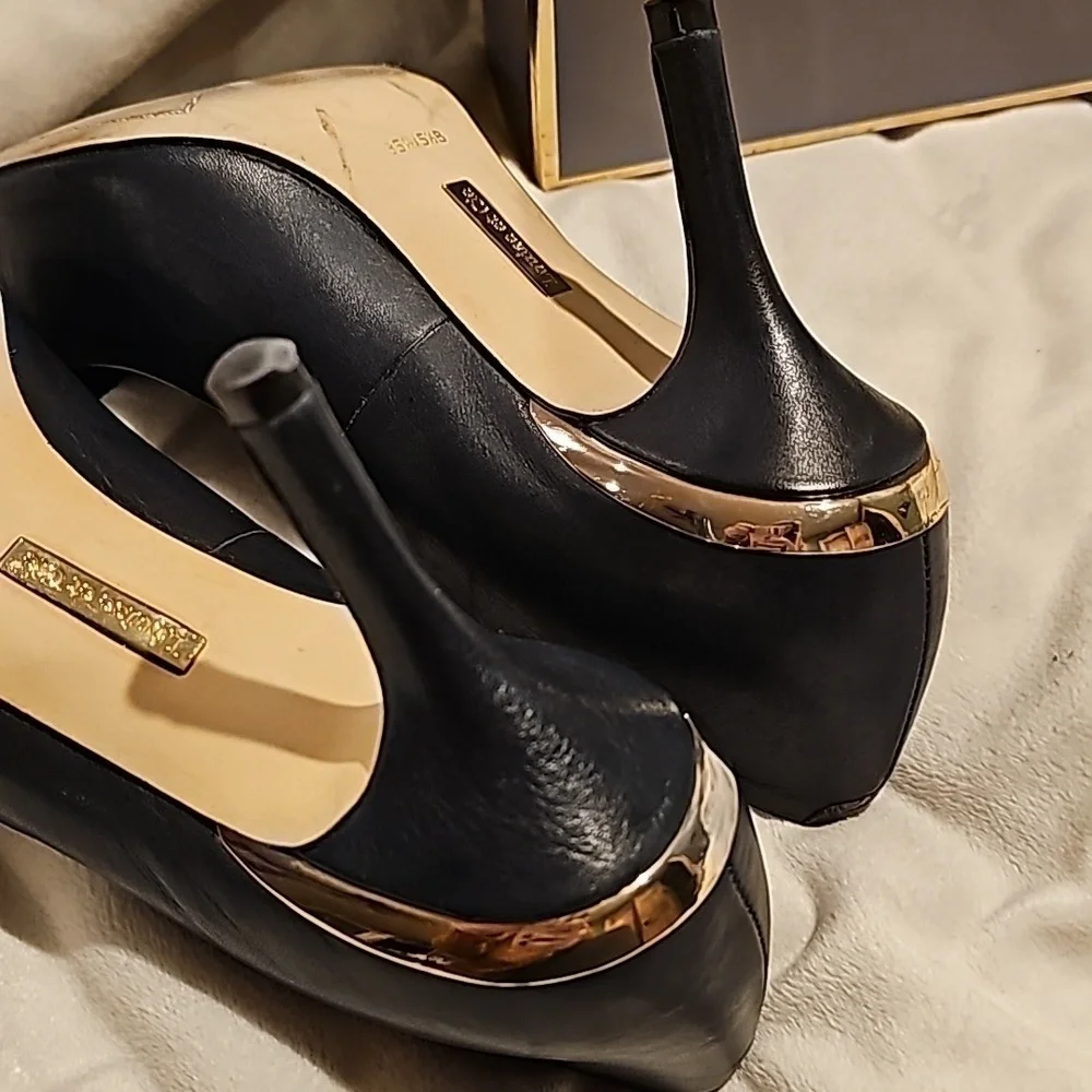 Louise etc Cie Lo-Nadia navy pumps with gold accents deep azure aspen calf